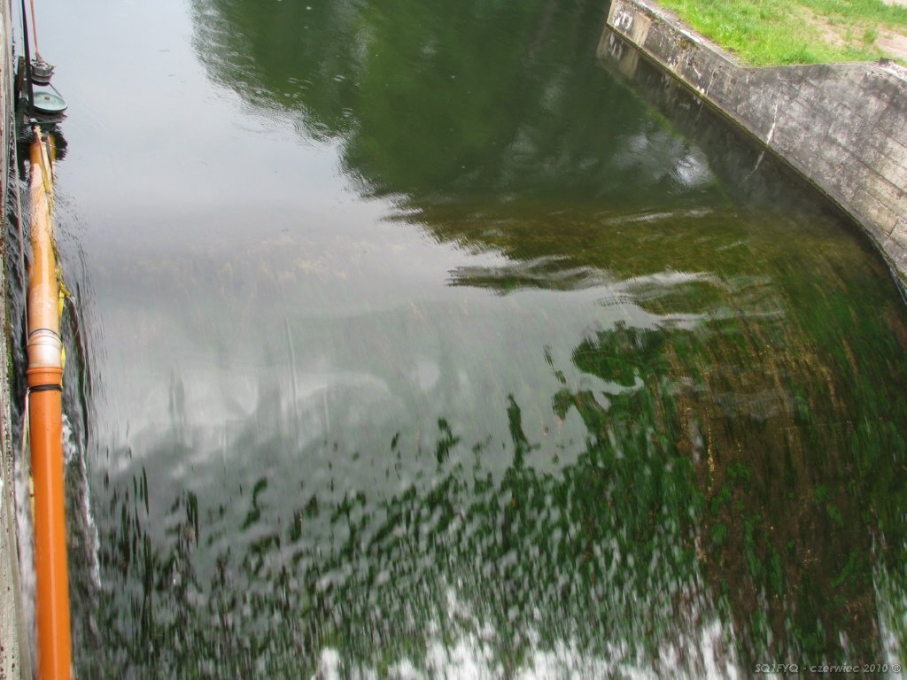 sq1fyq22.jpg