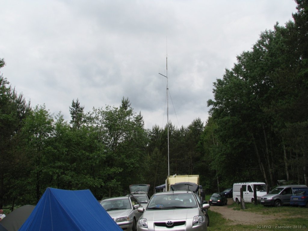 sq1fyq26.jpg