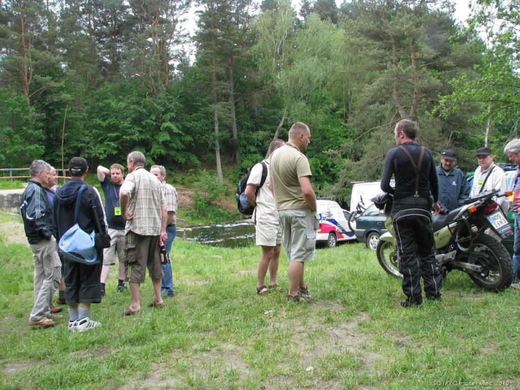 sq1fyq29.jpg