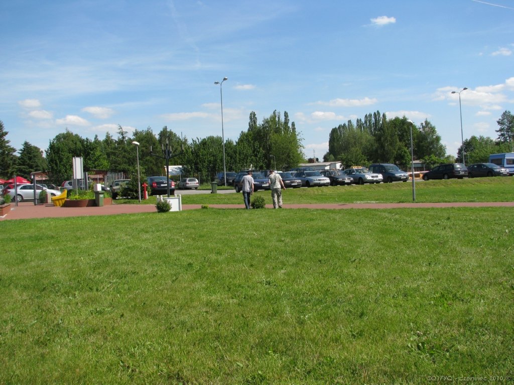sq1fyq22.jpg