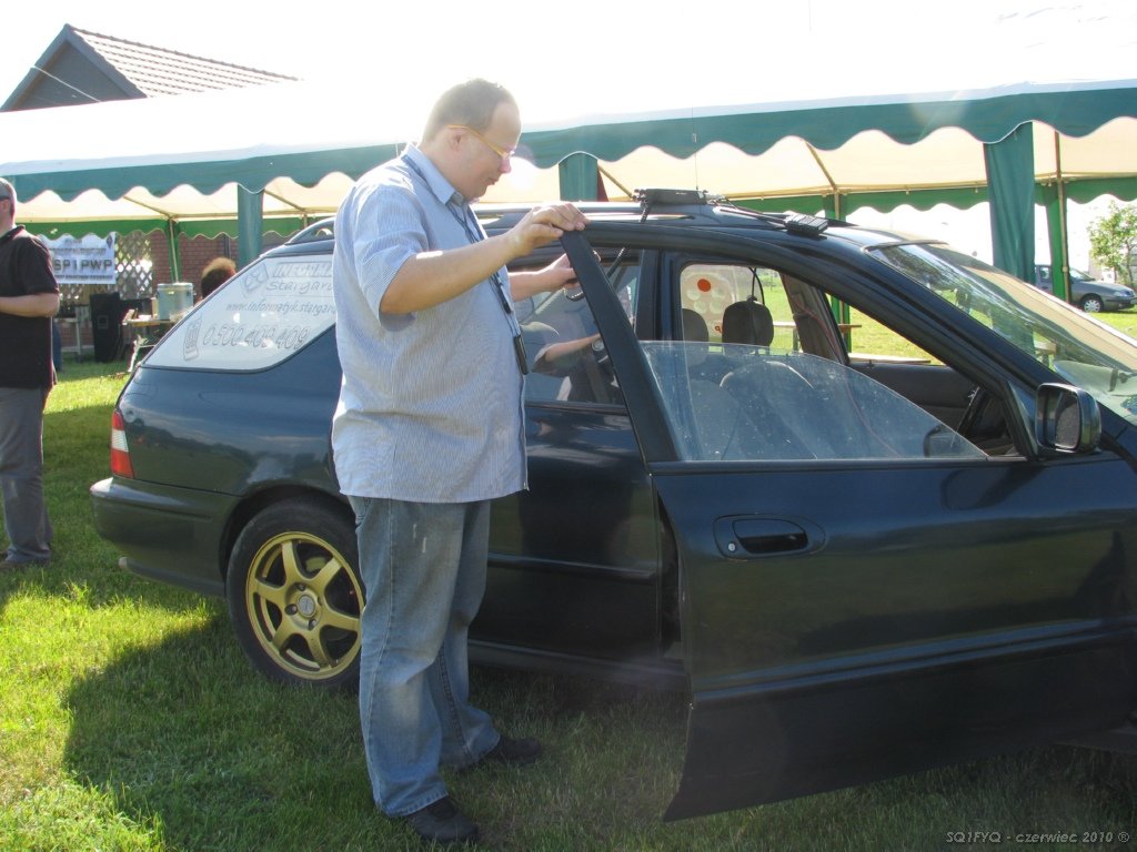 sq1fyq37.jpg